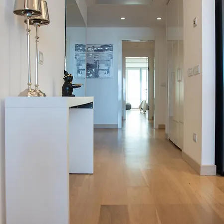 דירה Sky27 Executive Luxury Terrace