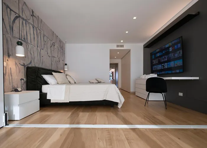 Sky27 Executive Luxury Terrace Apartman *