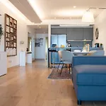 Sky27 Executive Luxury Terrace Apartment *