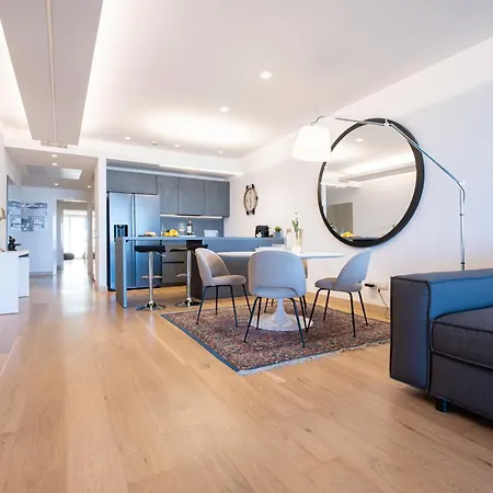 Apartment Sky27 Executive Luxury Terrace